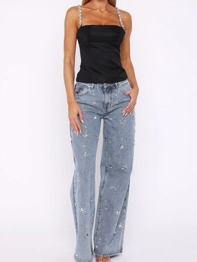 White Fox Boutique no more excuses mid rise leg jeans in mid blue
